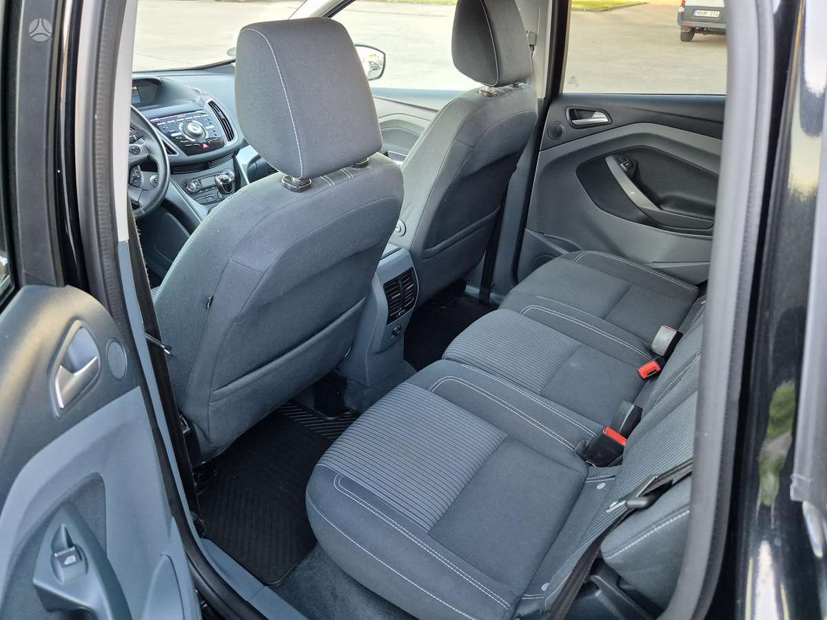 Ford C-MAX 2012 — photo 8