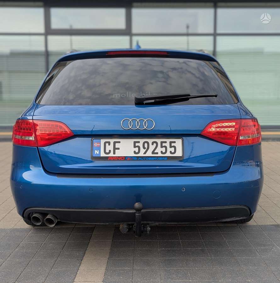 Audi A4 2011 — photo 7