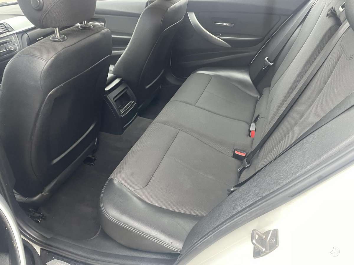 BMW 320 2014 — photo 15
