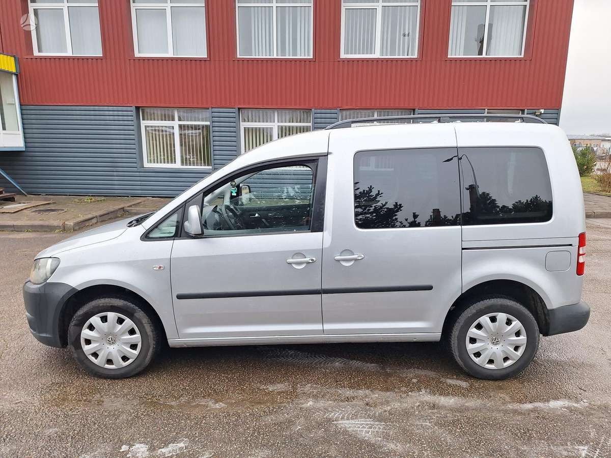 Volkswagen Caddy 2013 — interior