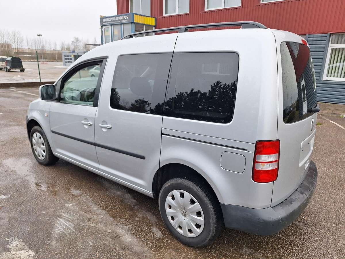 Volkswagen Caddy 2013 — photo 5