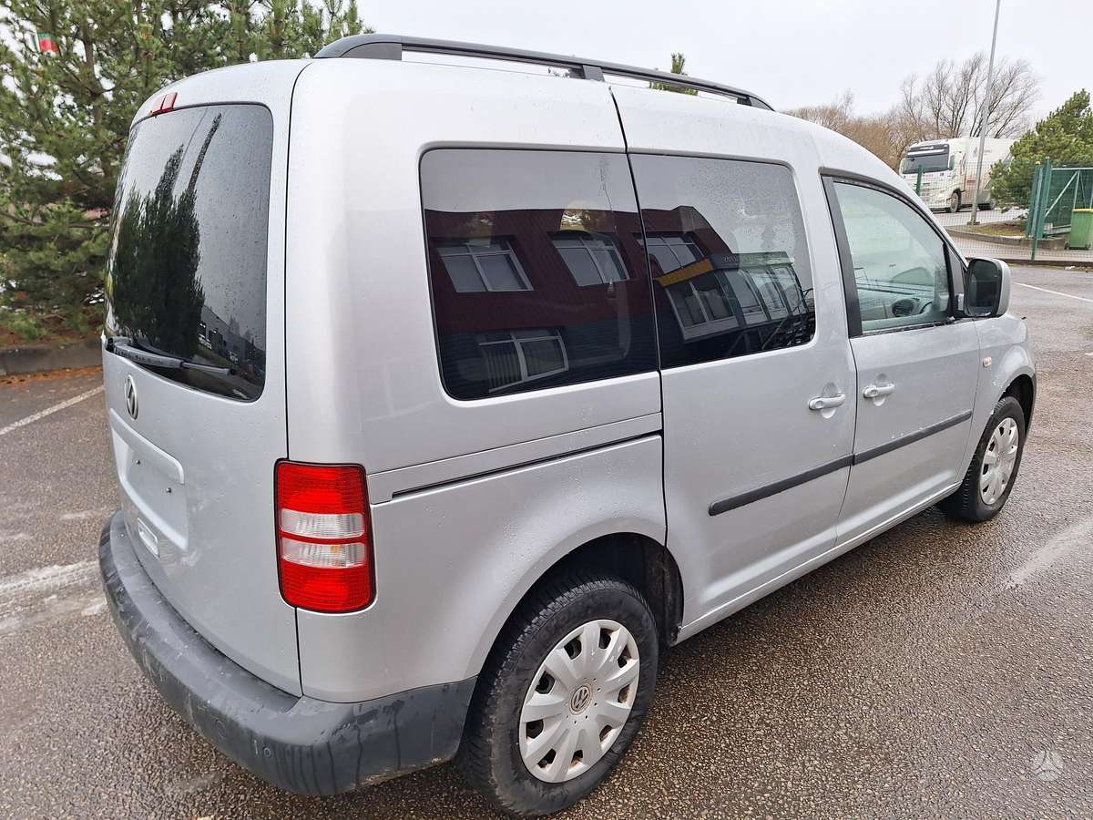 Volkswagen Caddy 2013 — photo 6