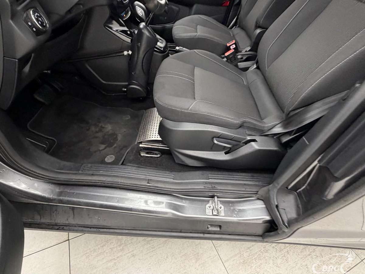 Ford B-MAX 2015 — photo 21