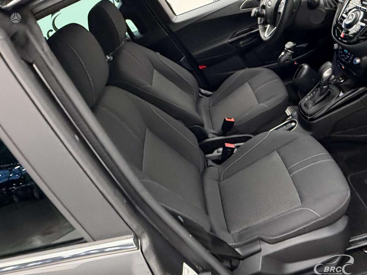 Ford B-MAX 2015 — photo 6
