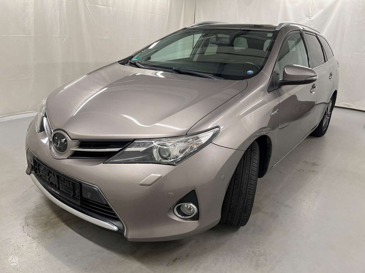 Toyota Auris, 2014