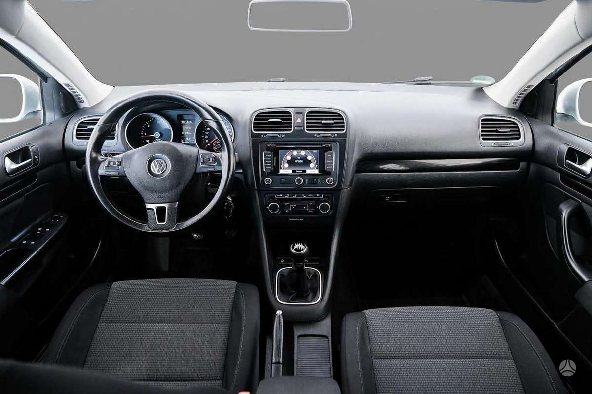 Volkswagen Golf 2011 — photo 12