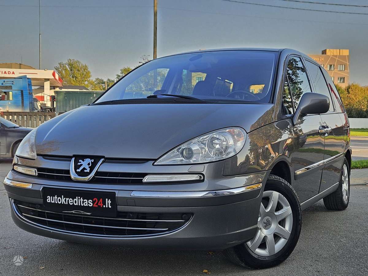 Peugeot 807 2011 — салон