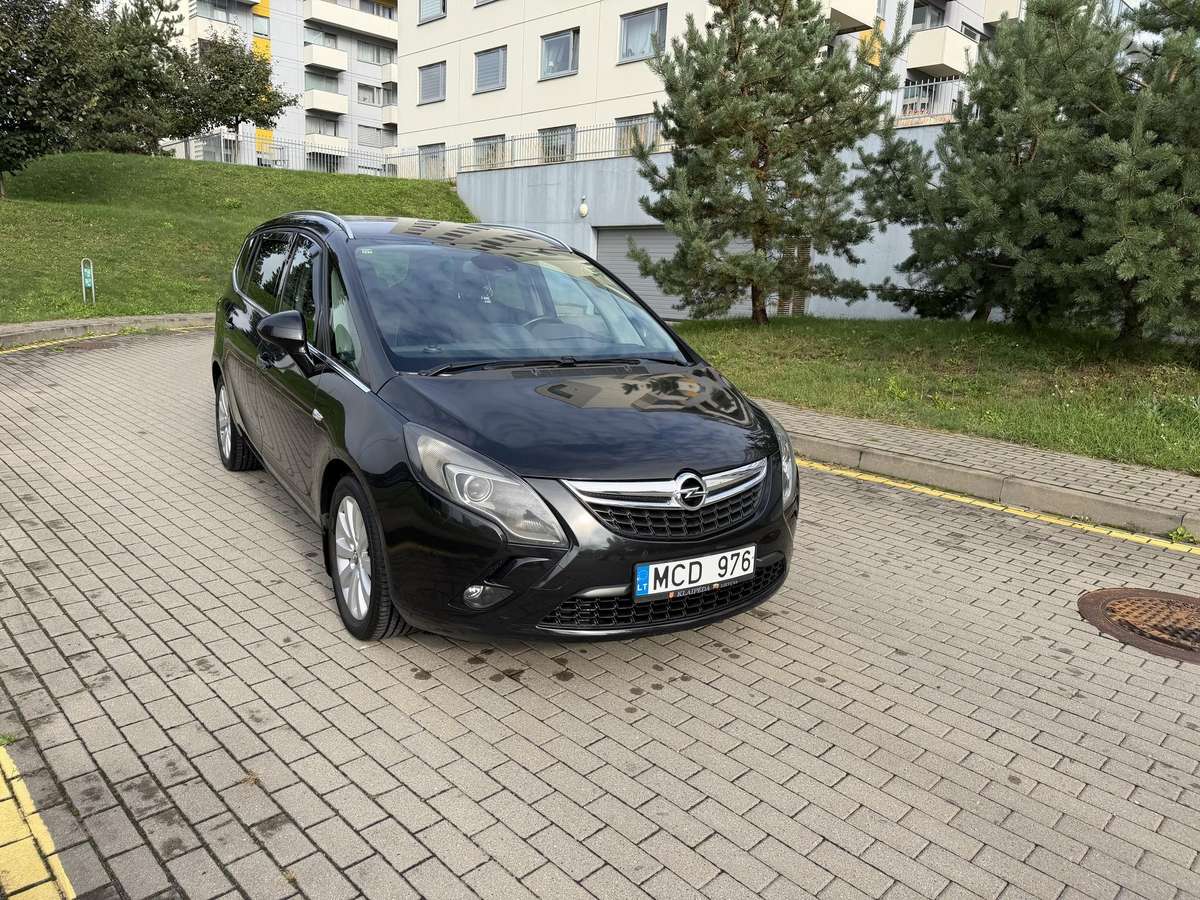 Opel Zafira 2012 — photo 5