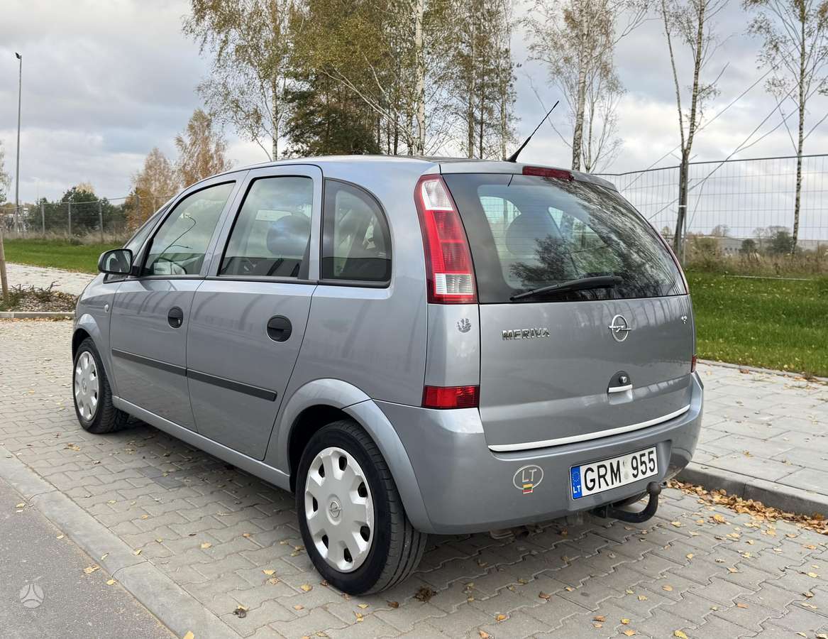 Opel Meriva 2004 — engine 1600 cm³, 101 HP (74kW)