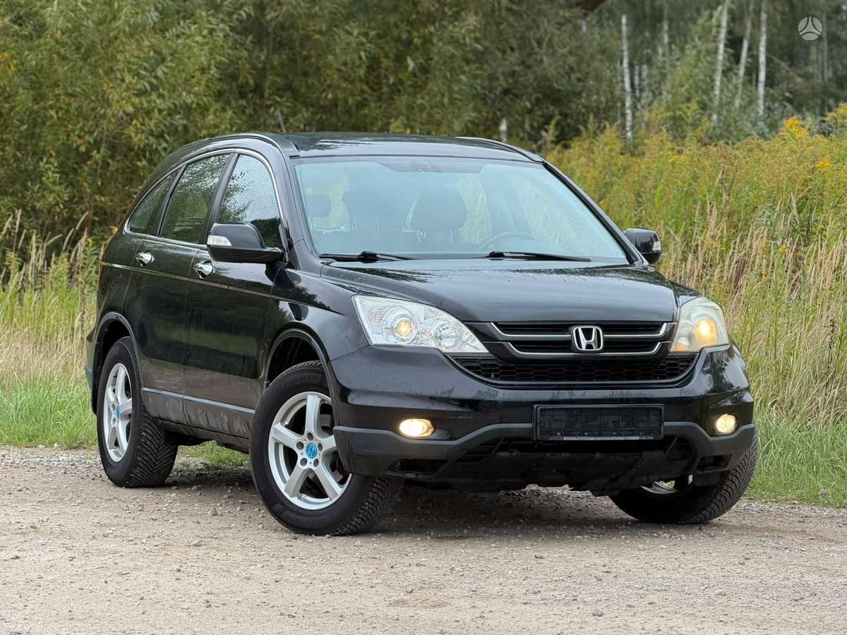 Honda CR-V 2010 — салон