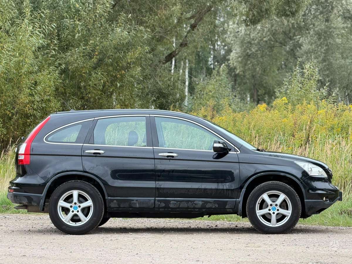 Honda CR-V 2010 — двигун 2199 cm³, 150 HP (110kW)