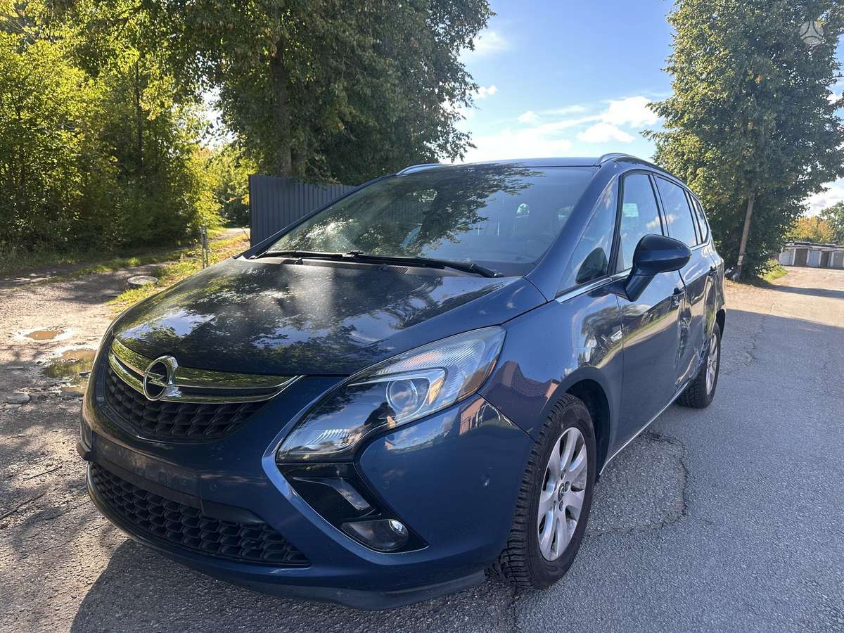 Opel Zafira, 2015