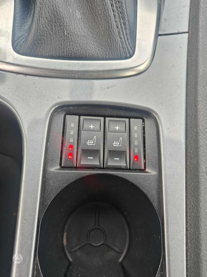 Ford Mondeo 2012 — photo 8