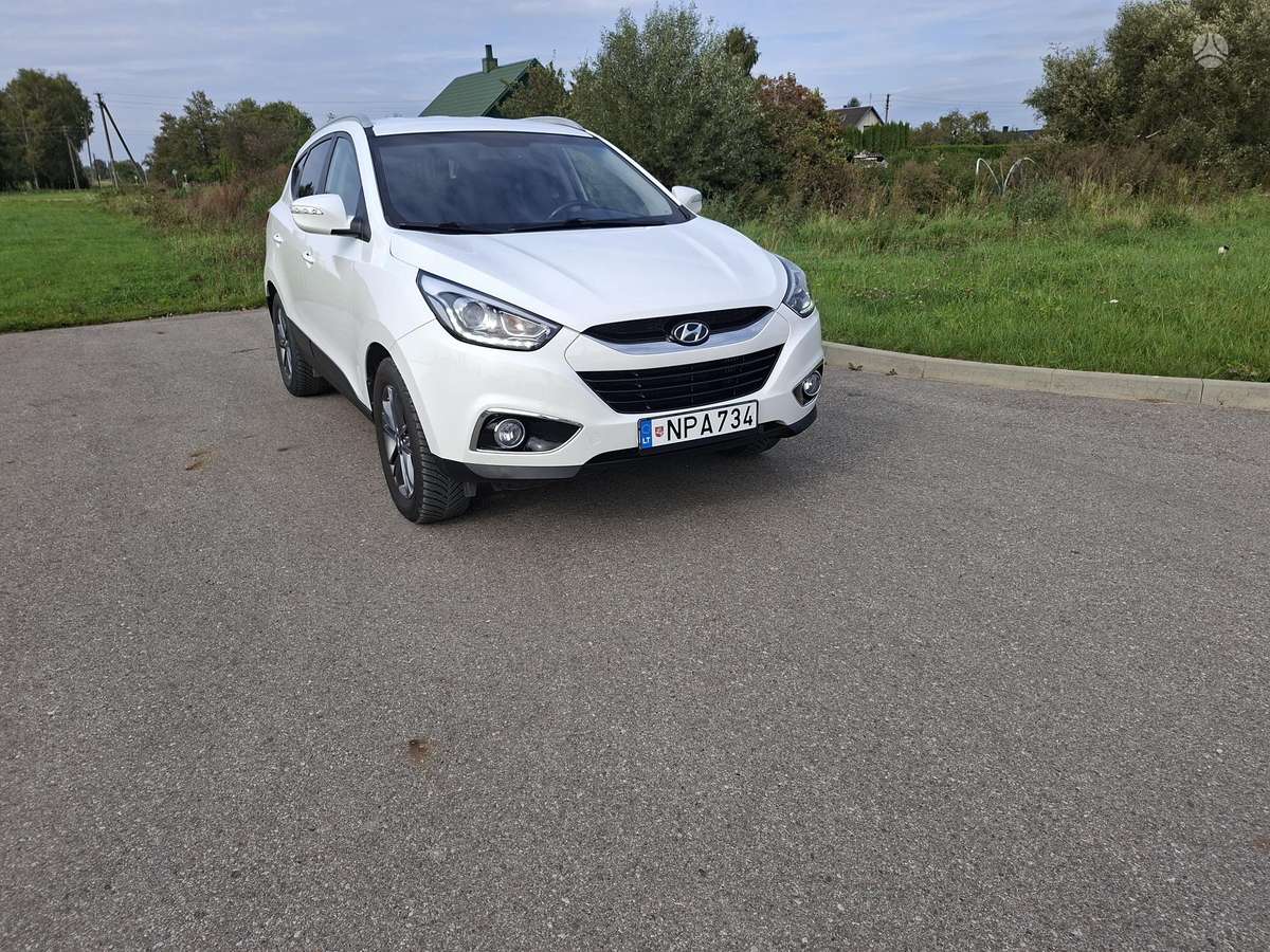 Hyundai ix35 2014 — салон