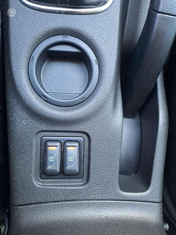 Mitsubishi Outlander 2012 — photo 18