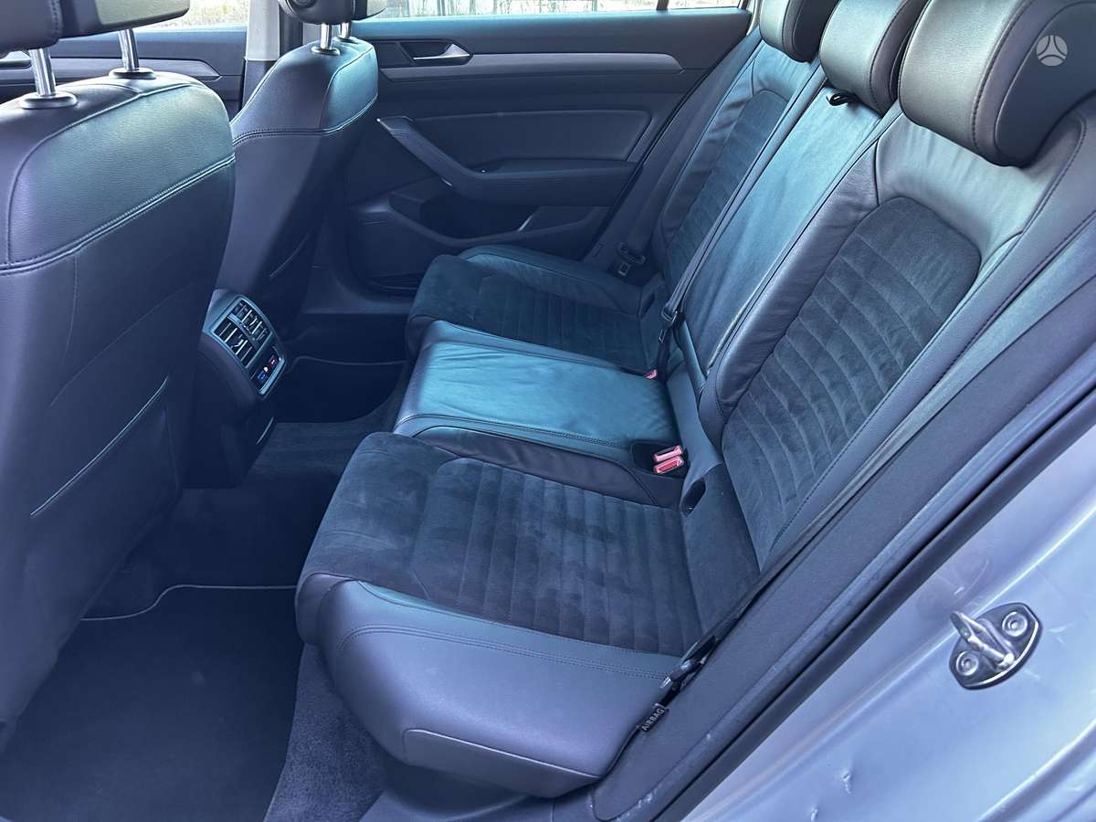 Volkswagen Passat 2015 — photo 13