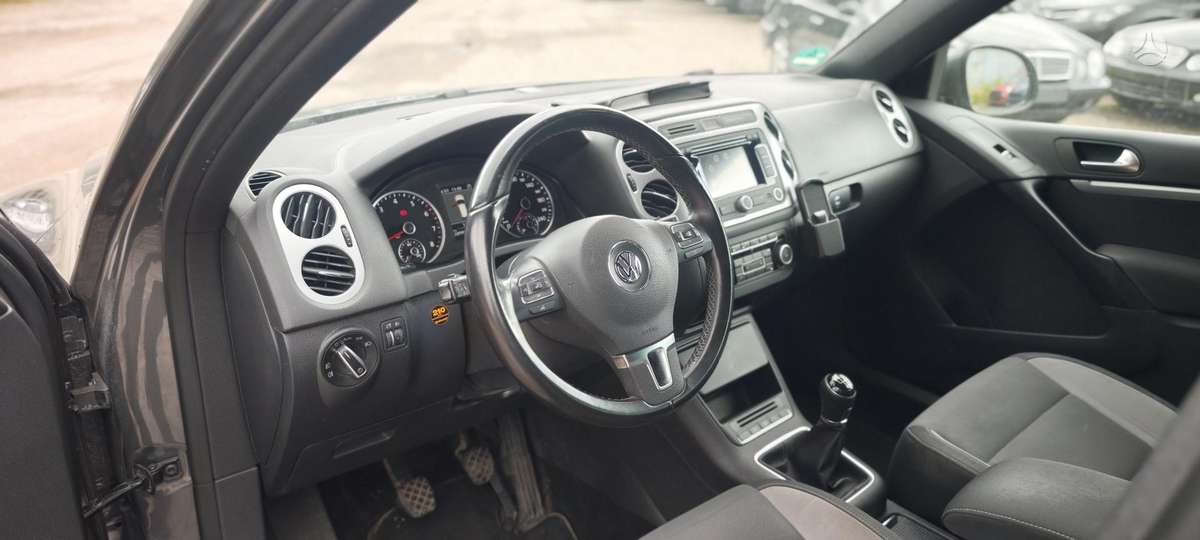 Volkswagen Tiguan 2013 — photo 10