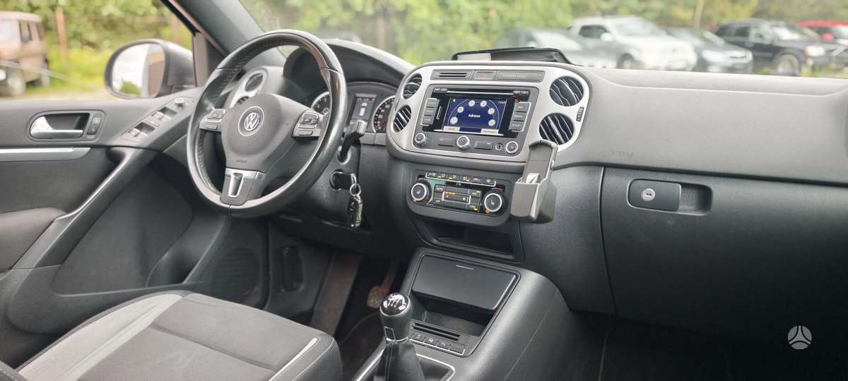 Volkswagen Tiguan 2013 — photo 12