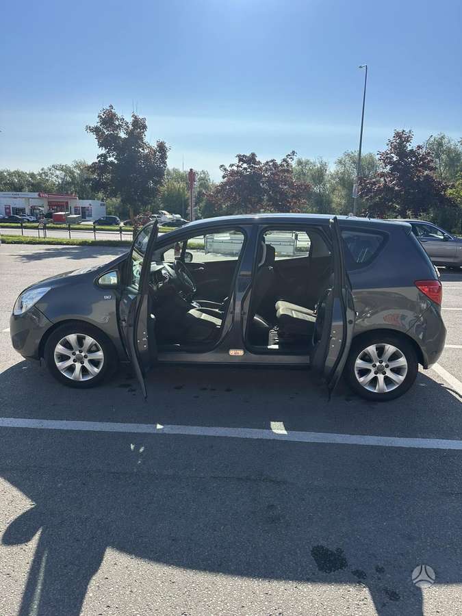 Opel Meriva 2010 — photo 5