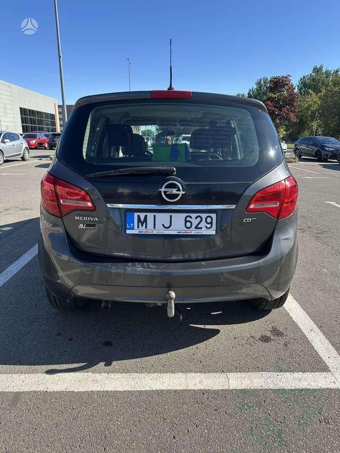 Opel Meriva 2010 — photo 6