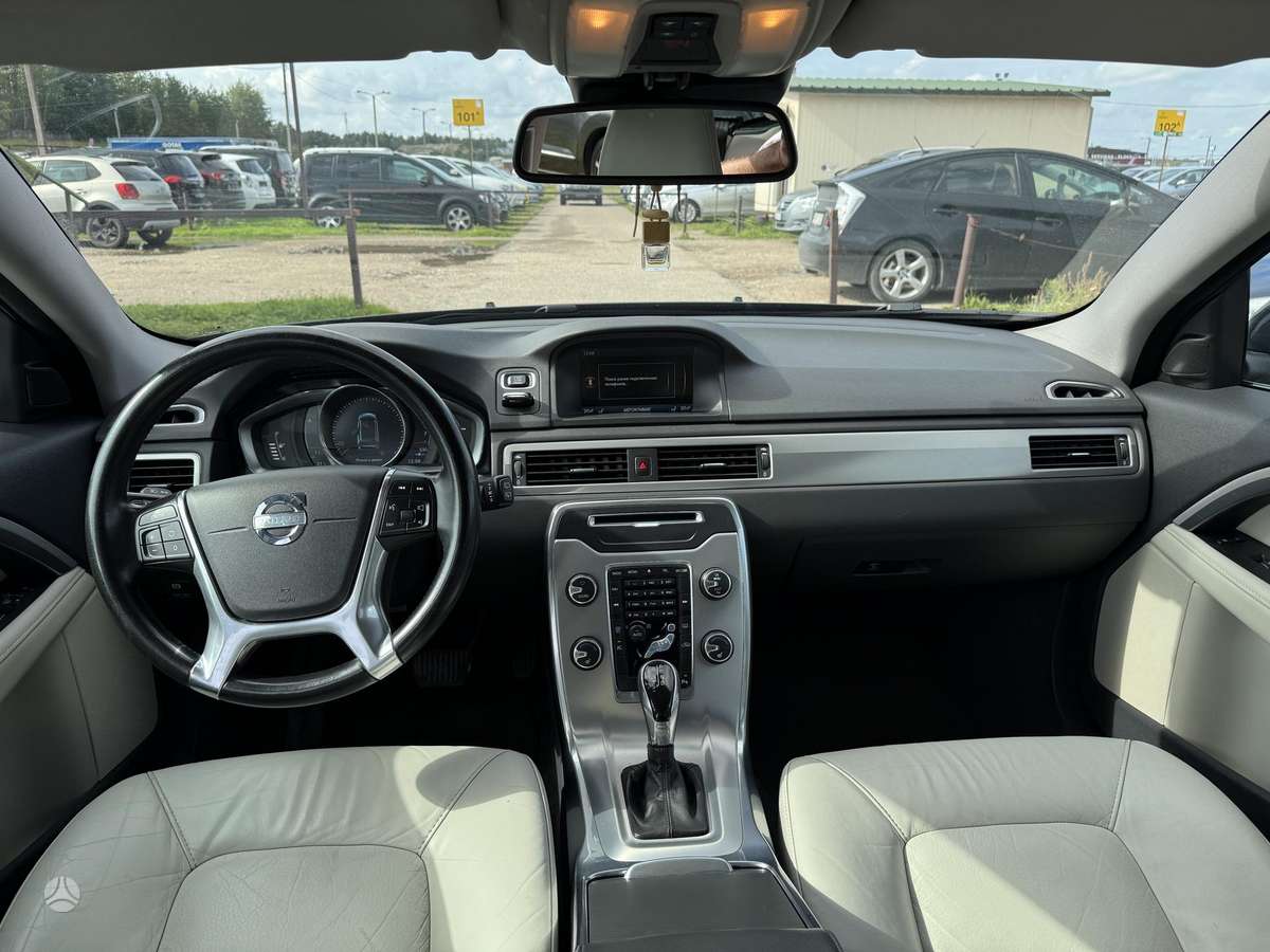 Volvo V70 2013 — engine 1560 cm³, 116 HP (85kW)