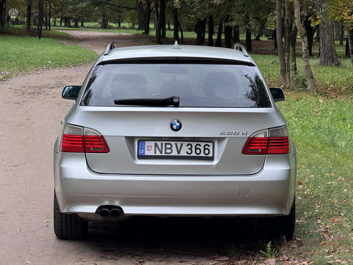 BMW 525 2008 — engine 2993 cm³, 197 HP (145kW)