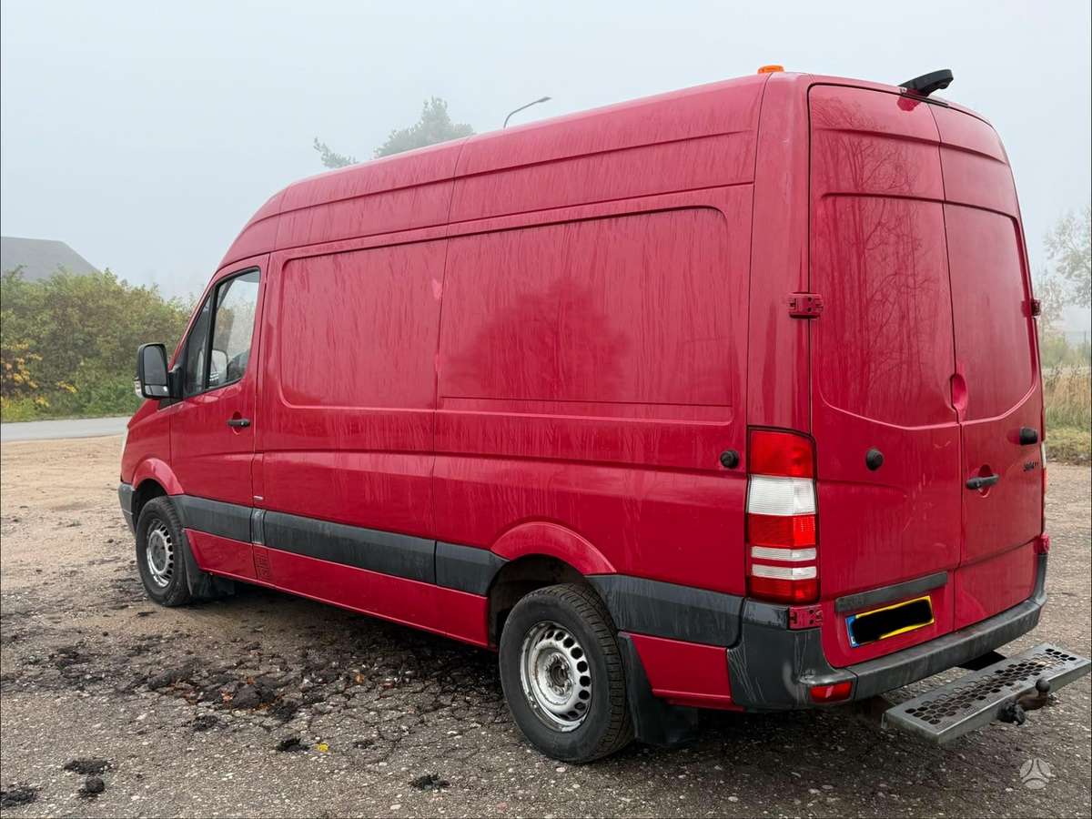 Mercedes-Benz Sprinter 2013 — engine 2143 cm³, 163 HP (120kW)