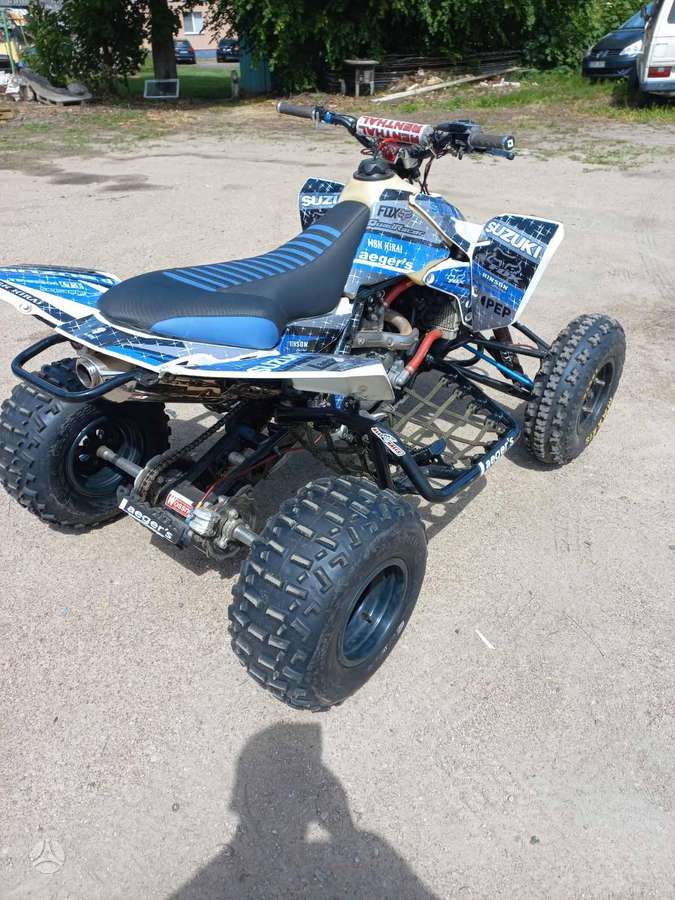 Suzuki LT-R 2009 — rear view
