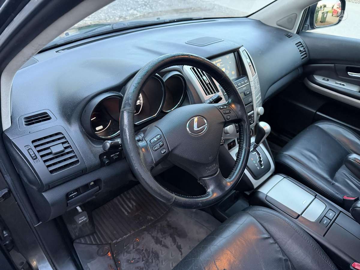Lexus RX 2006 — photo 14