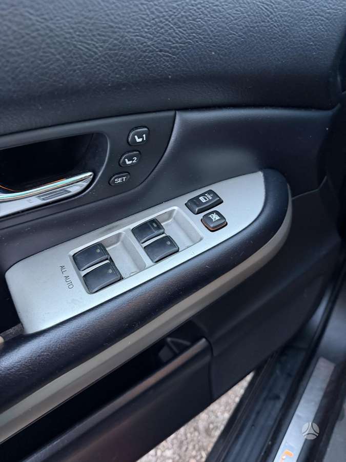 Lexus RX 2006 — photo 22