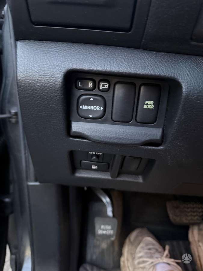 Lexus RX 2006 — photo 26