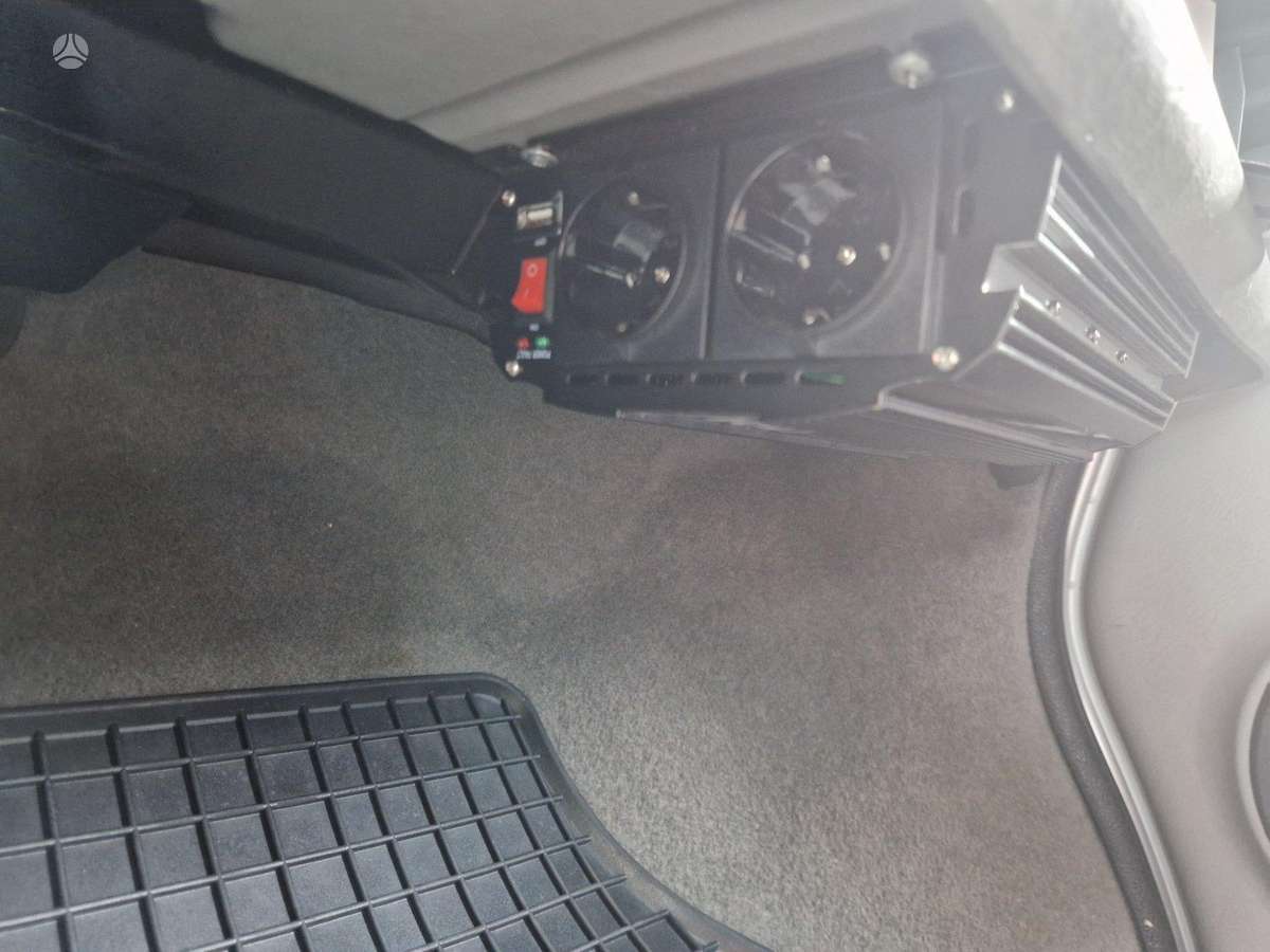 Renault Trafic 2008 — photo 11