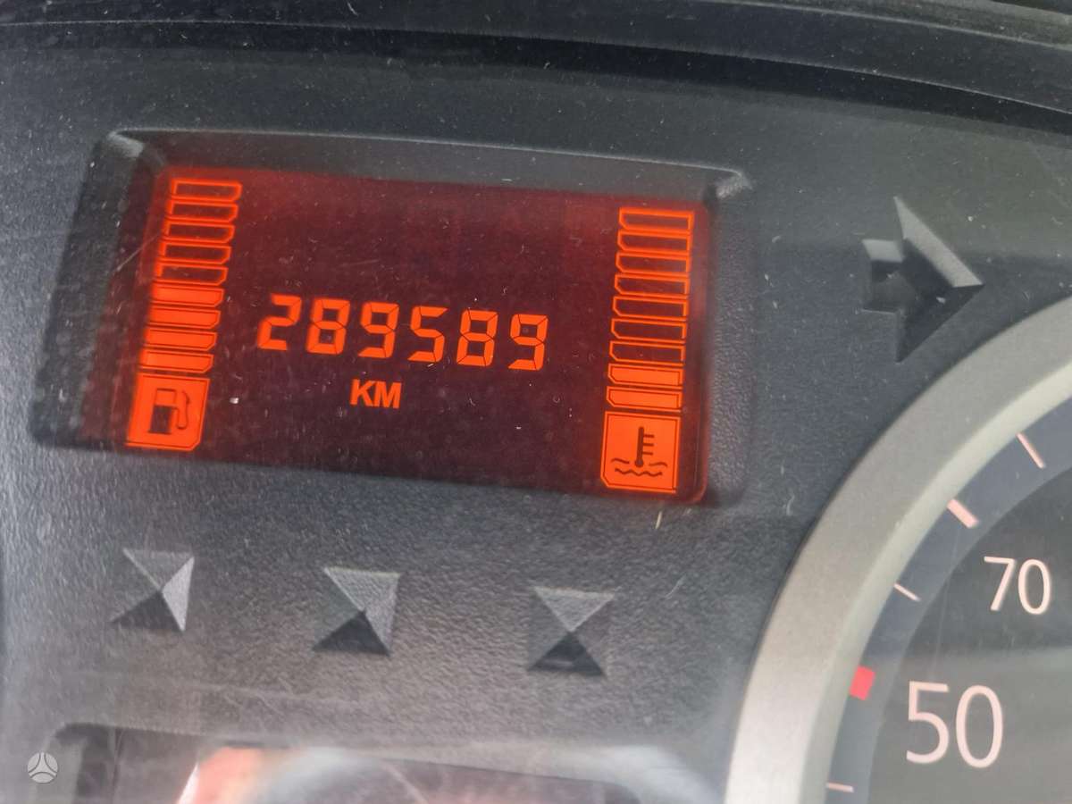 Renault Trafic 2008 — photo 18
