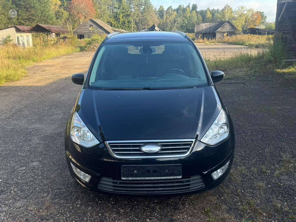 Ford Galaxy 2011 — photo 5