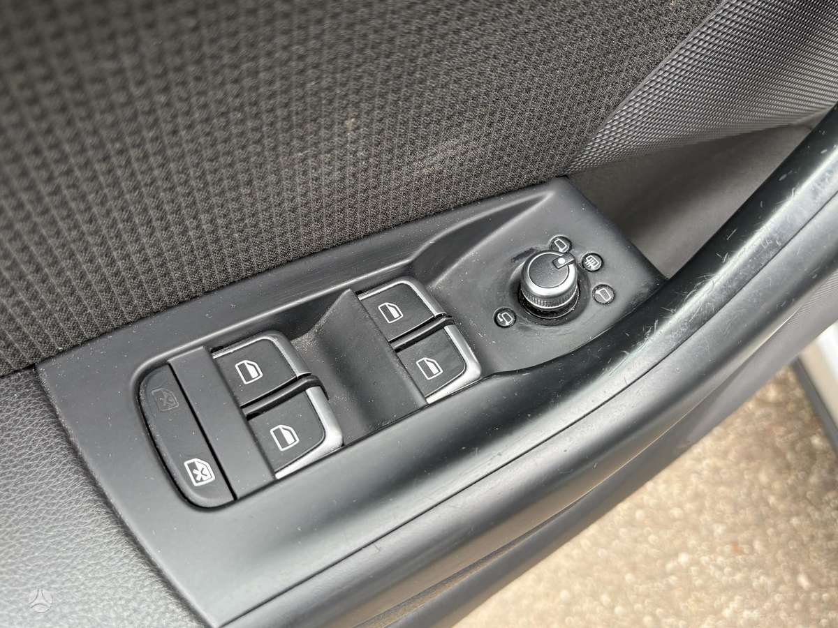 Audi Q3 2013 — photo 12