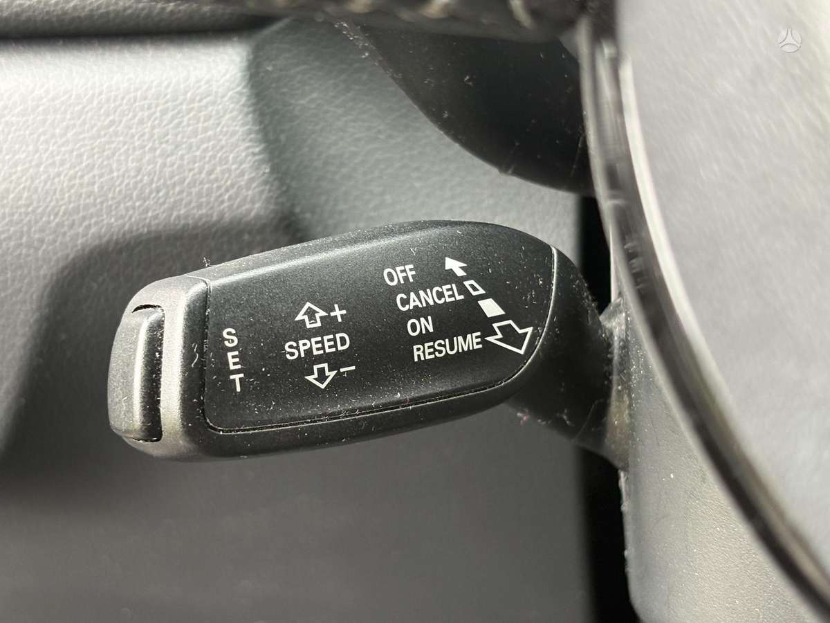 Audi Q3 2013 — photo 14