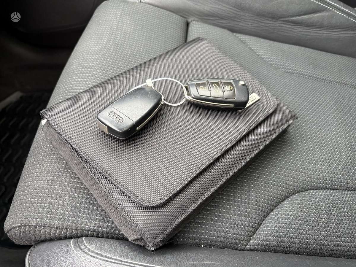 Audi Q3 2013 — photo 19