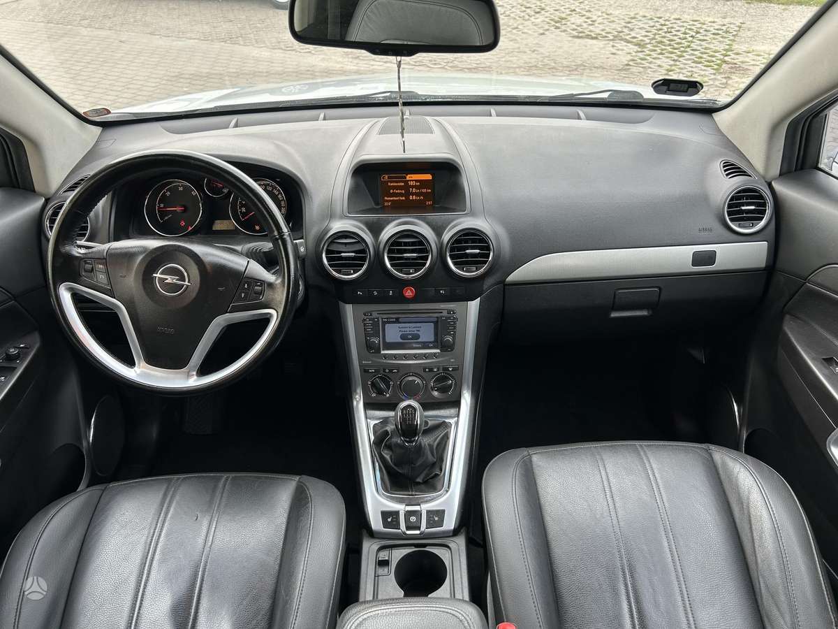 Opel Antara 2013 — photo 15