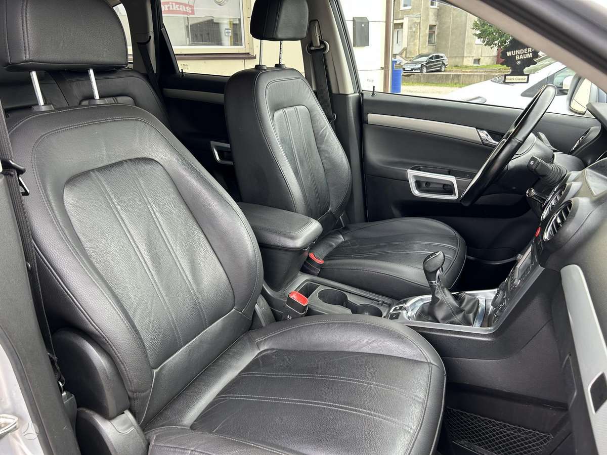 Opel Antara 2013 — photo 16