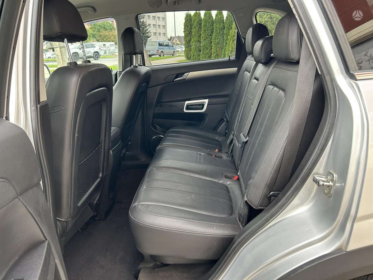 Opel Antara 2013 — photo 17