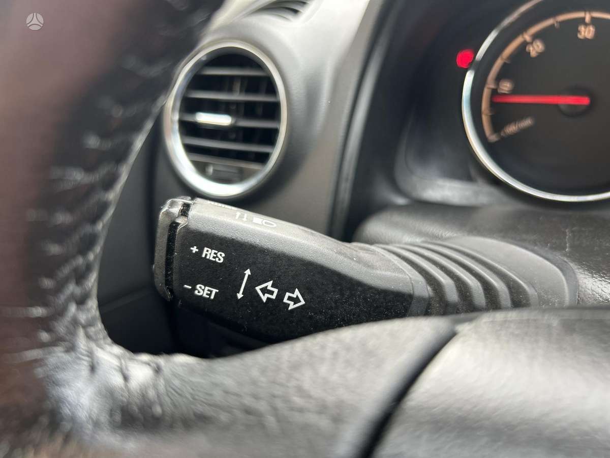 Opel Antara 2013 — photo 27