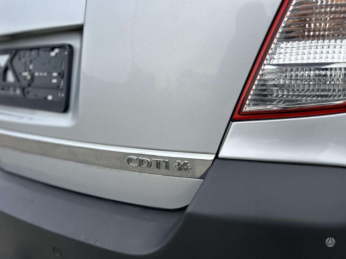 Opel Antara 2013 — photo 29