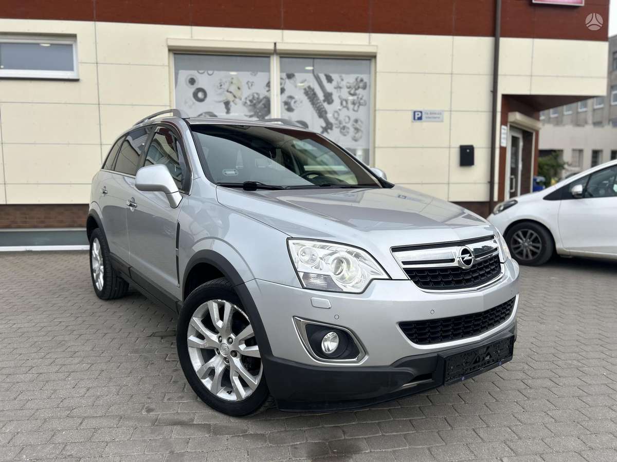 Opel Antara 2013 — interior