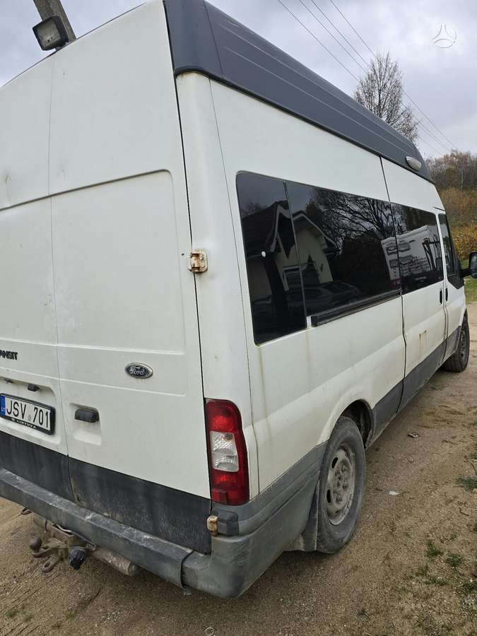 Ford Transit 2009 — photo 5