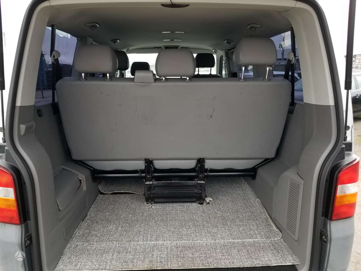 Volkswagen Caravelle 2008 — photo 11
