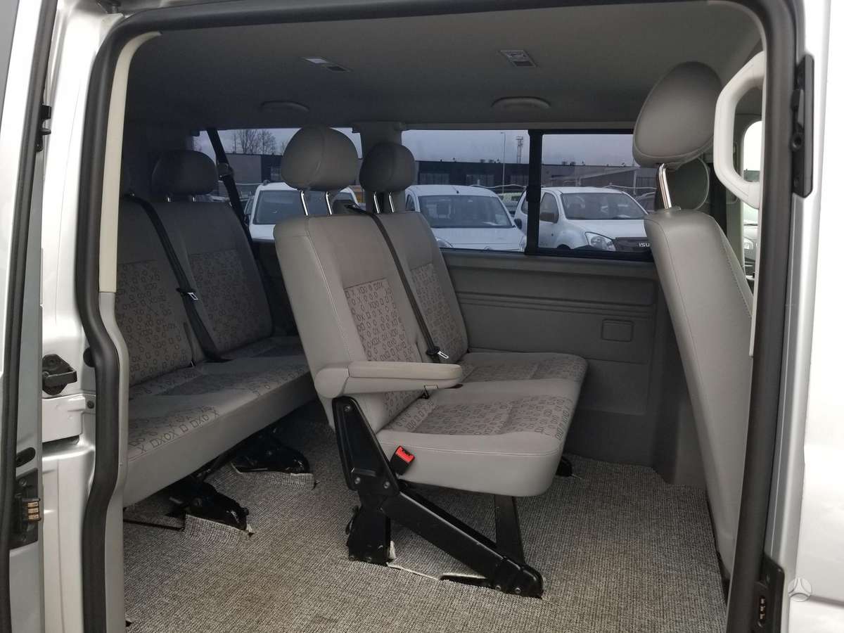 Volkswagen Caravelle 2008 — photo 13