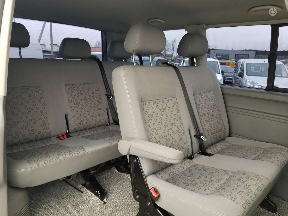 Volkswagen Caravelle 2008 — photo 14