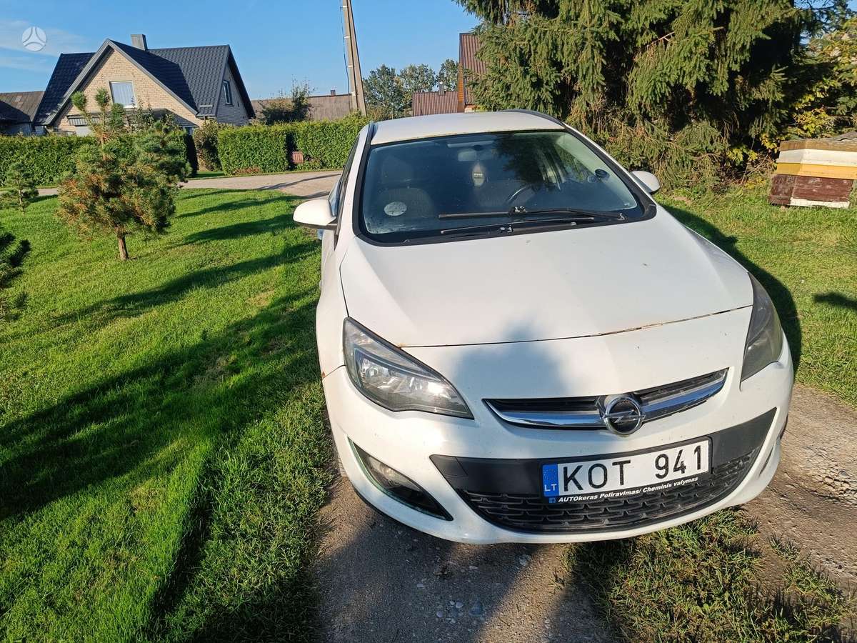 Opel Astra 2013 — авто для ЗСУ з Європи