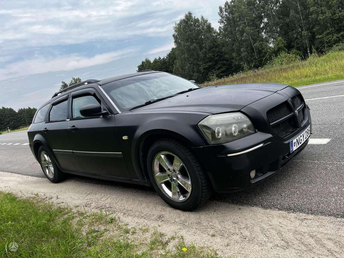 Dodge Magnum 2006 — вигляд ззаду