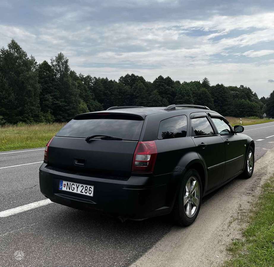 Dodge Magnum 2006 — салон
